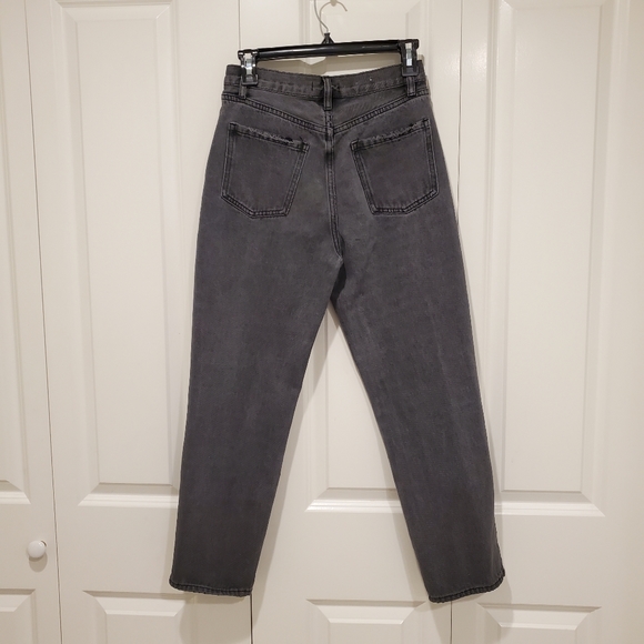 Kendall & Kylie jeans🥳🥳4X HOST PICK🥳🥳 - Picture 4 of 10